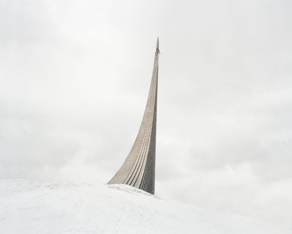 Danila Tkachenko 11 Monumento ai conquistatori dello spazio